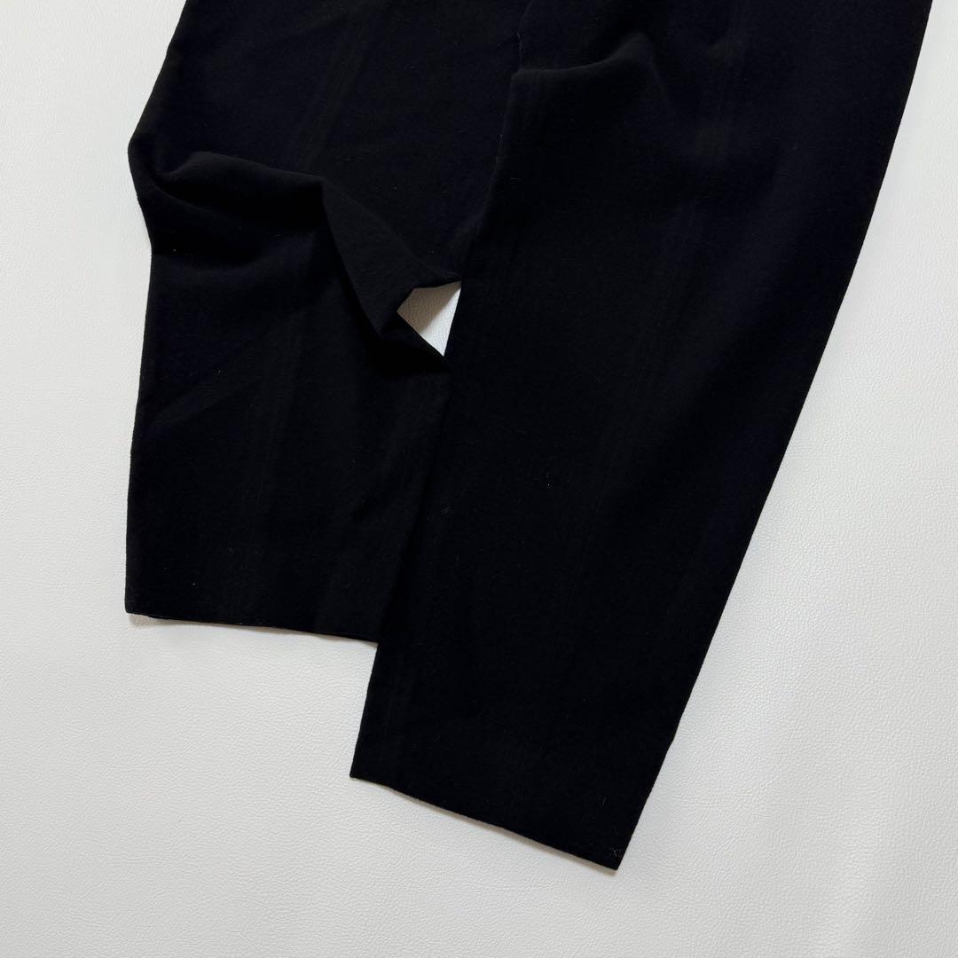 美品✨ヨーガンレール テーパードパンツ 日本製 上質素材　ウール100 滑らか