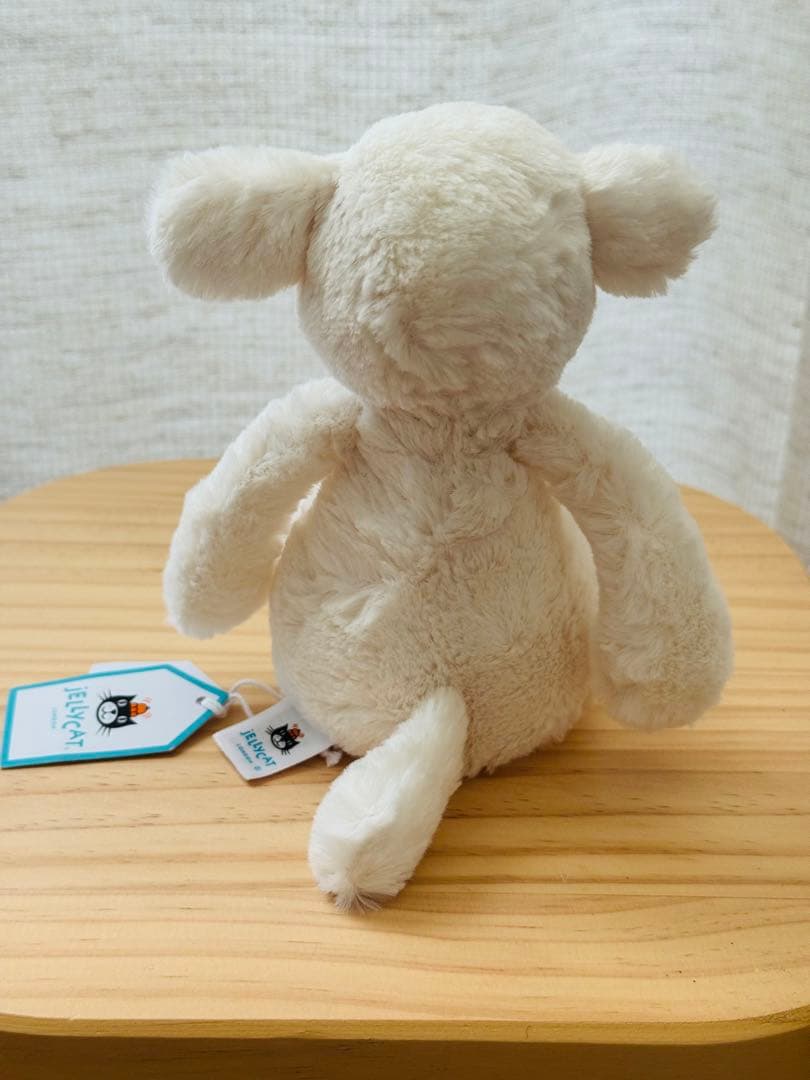 【新品】 ひつじのぬいぐるみ S