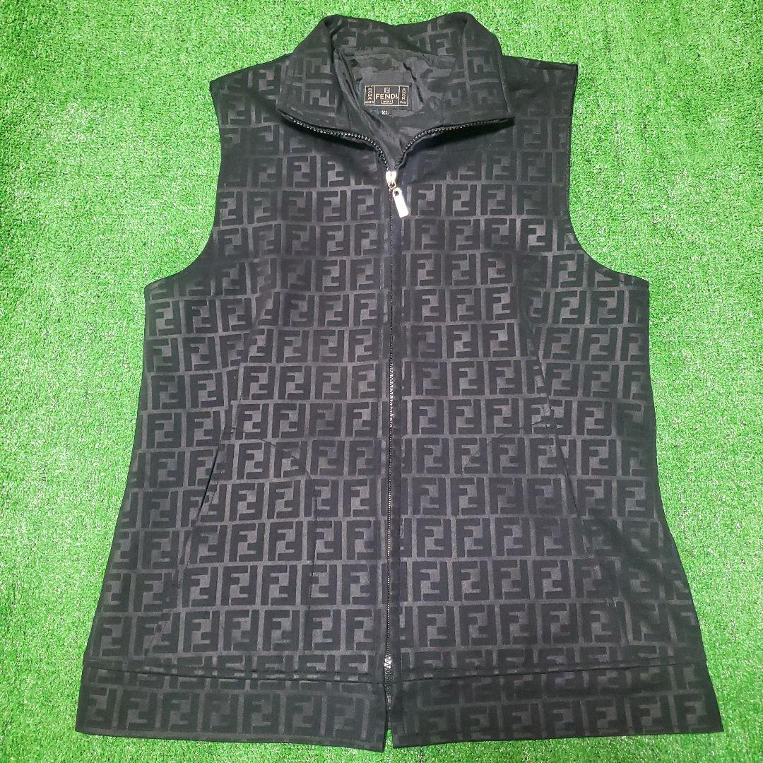 vintage FENDI ズッカ総柄ベスト　美品　イタリア製　大きめ