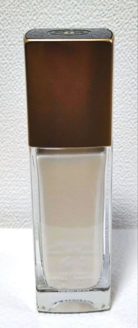 ✨️未使用✨️CHANEL サブリマージュ レサンス フォンダモンタル