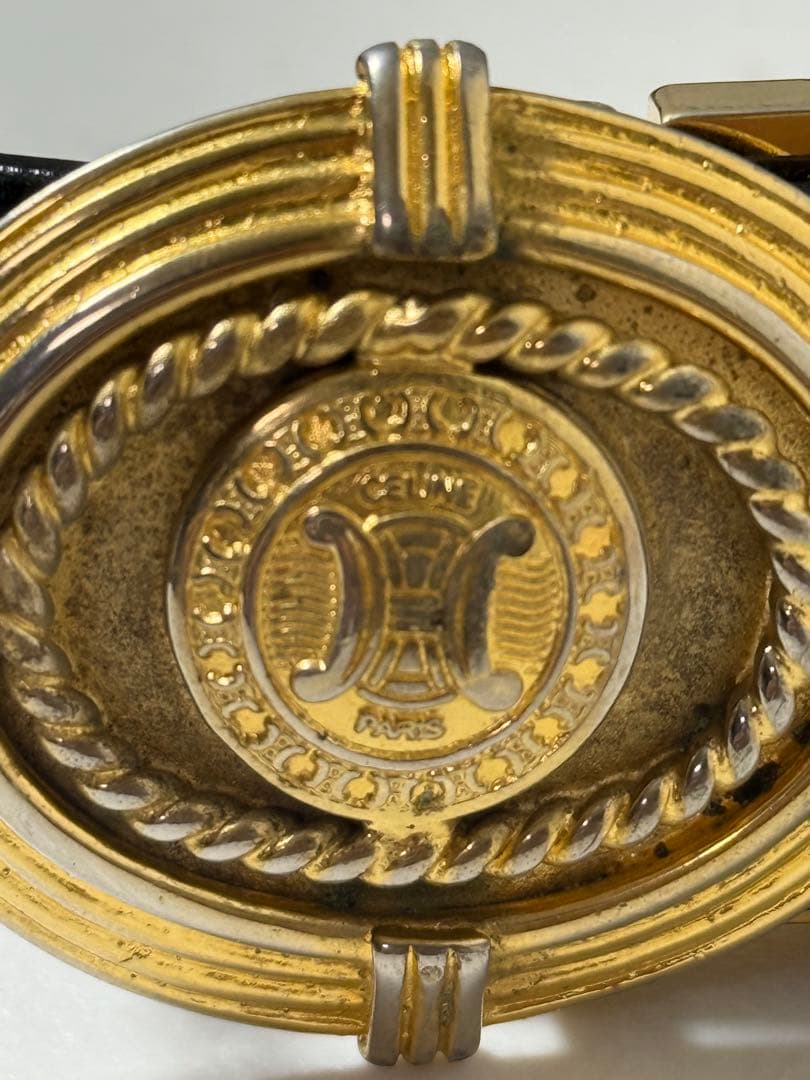 セリーヌ　スエード 黒ベルト 金色バックル　セリーヌ　CELNE