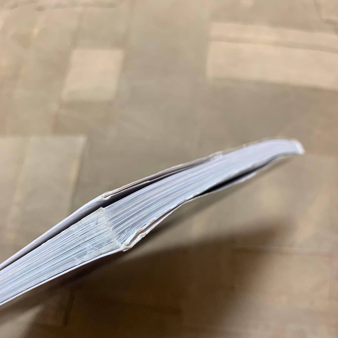 【直筆サイン入り】生田絵梨花1st写真集「転調」