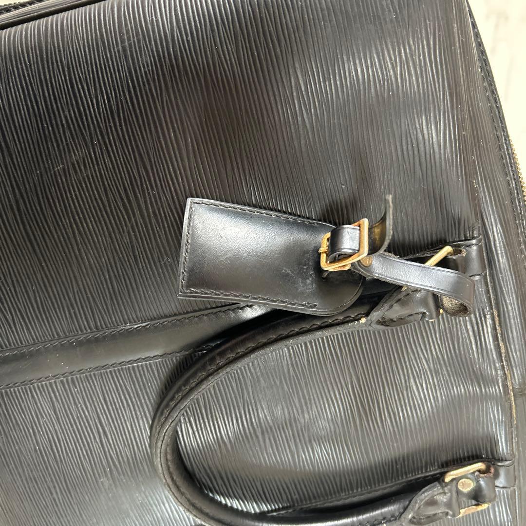 Louis Vuitton エピレザー ビジネスバッグ ブラック