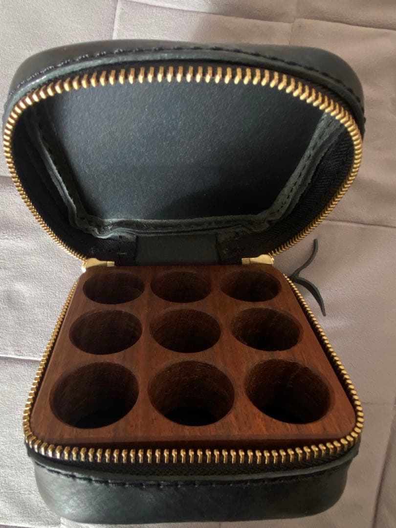 doTERRA アロマオイル収納レザーケース 四角型analogico