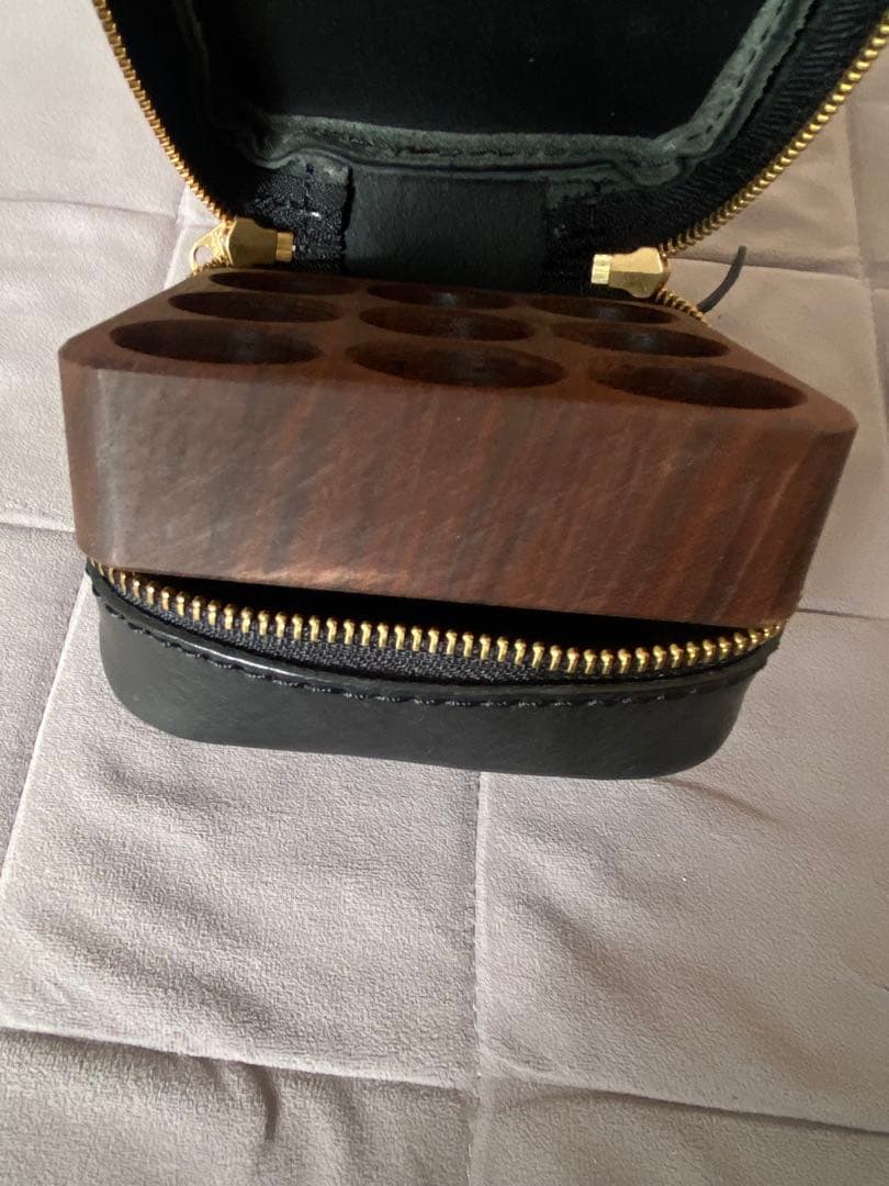 doTERRA アロマオイル収納レザーケース 四角型analogico