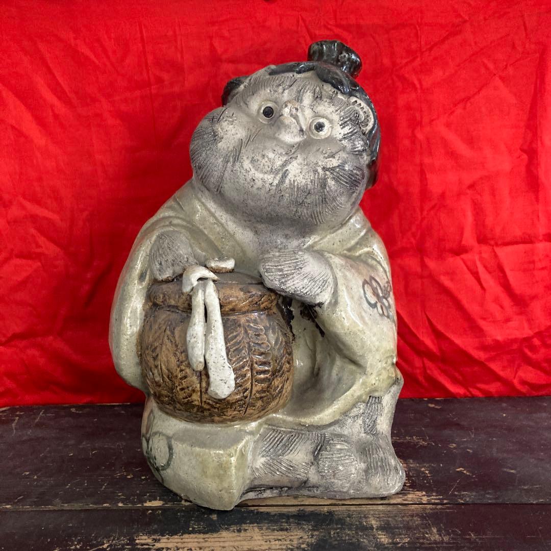 信楽焼　女狸　置物　オブジェ　時代物