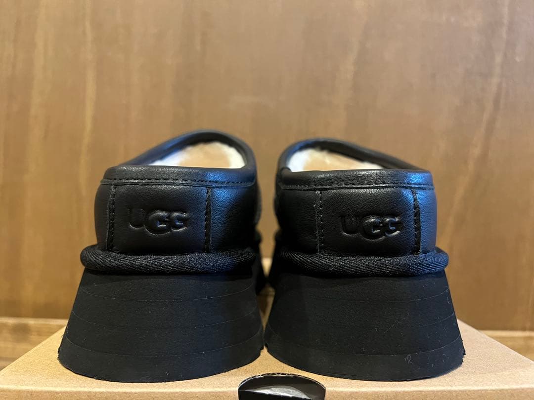 UGG アグ Bea Mary Jane ビア メリー ジェーン レザー25.0