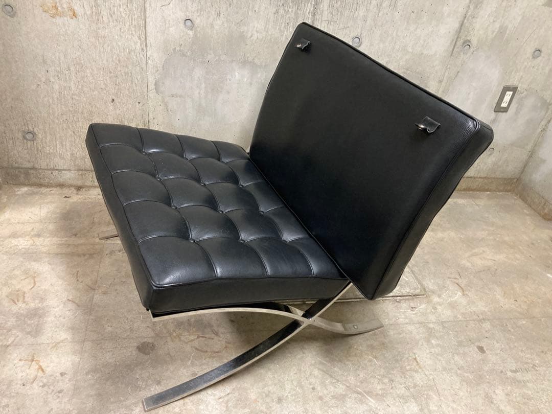 定価140万! 名作 良品 正規Knoll 黒 バルセロナ チェア②オットマン
