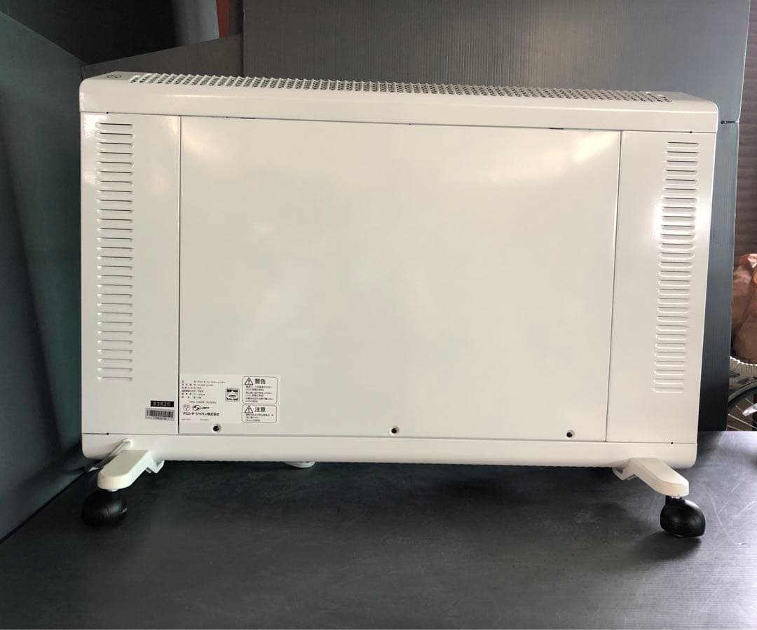 DeLonghi セラミックファンヒーター ホワイト（中古品）