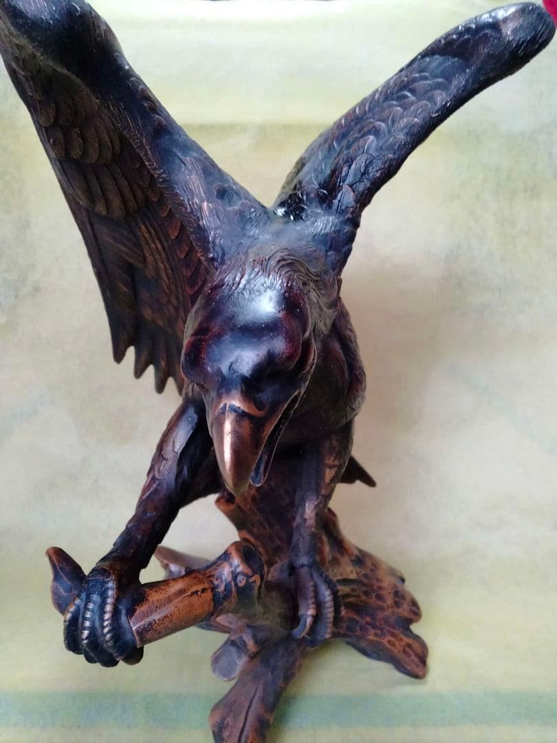 「バケラッタ亅　鷲・鳶・鳥・金属製・置物・飾り物・オブジェ・レア