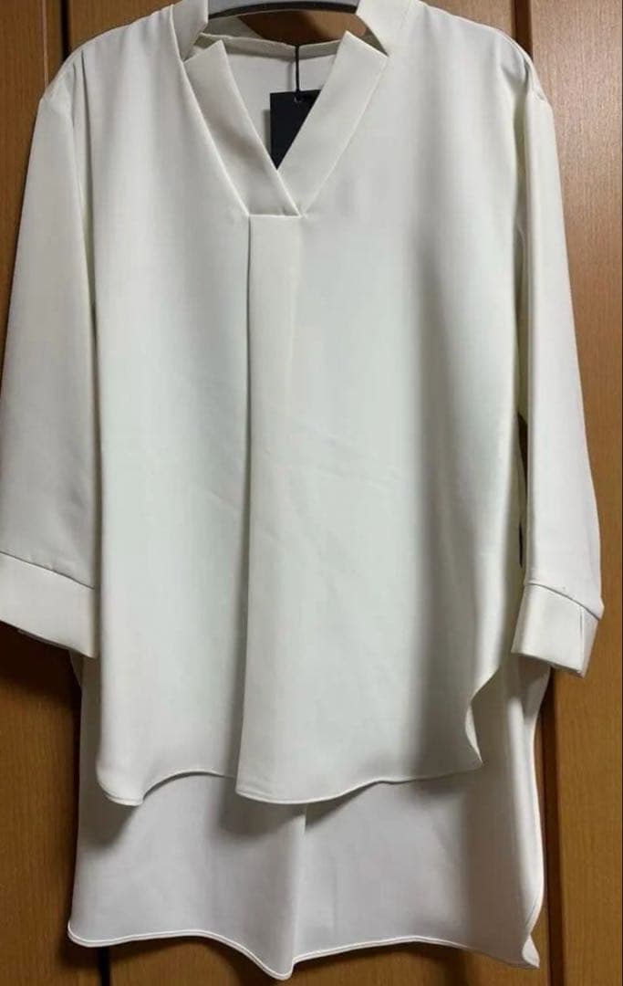 ヤマダヤ　福袋３点セット　コート　ブラウス２枚　合計50800円