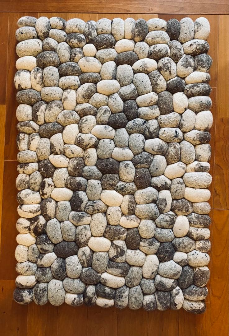 フェルトラグ 石ころデザイン 長方形