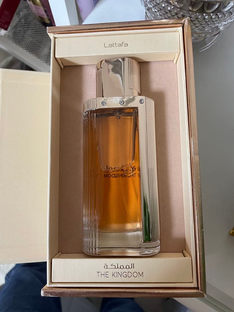 Lattafa THE KINGDOM オードパルファム 100ml
