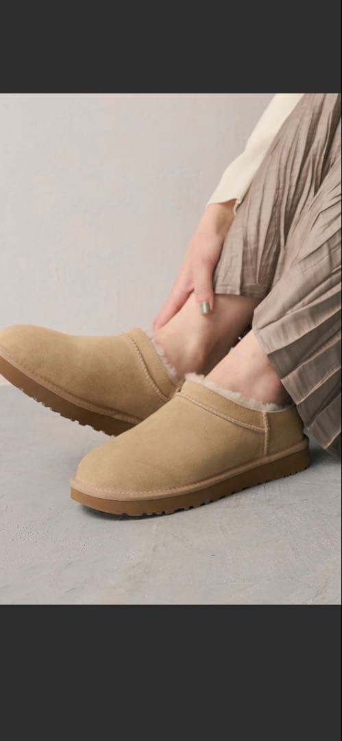 新品未使用　＜UGG＞クラシック マイクロ ショートブーツ　サイズ8