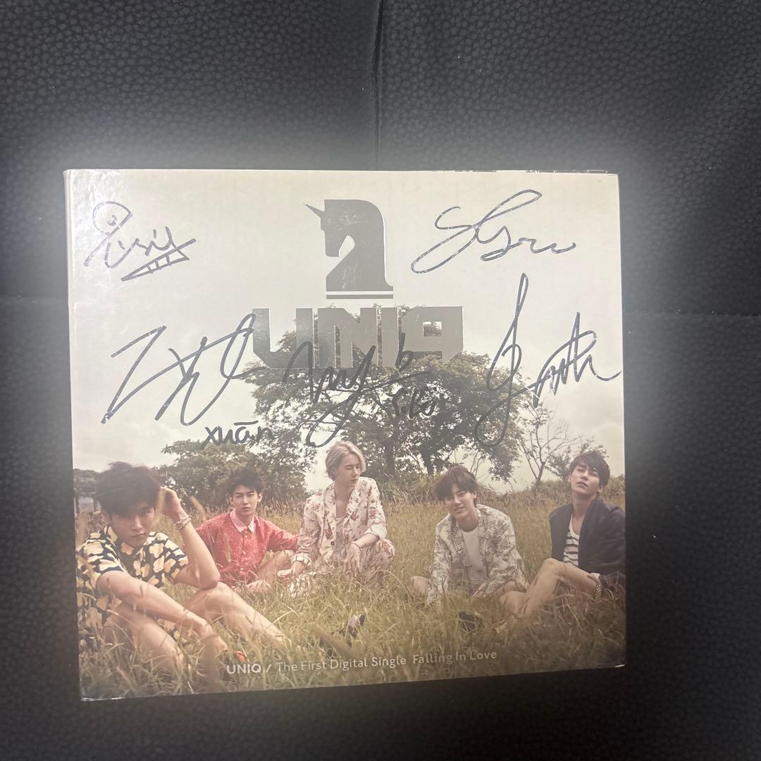 【レア】UNIQ fall in love CD サイン入り