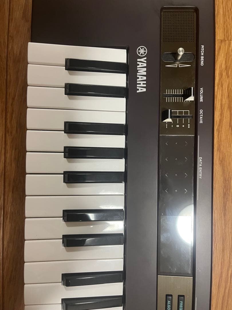 Yamaha reface DX シンセサイザー