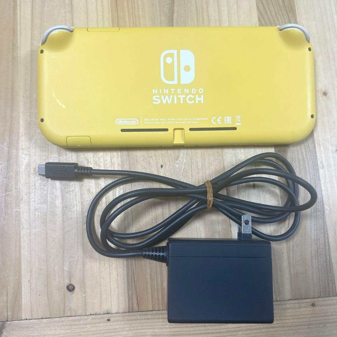 switch ライト　イエロー