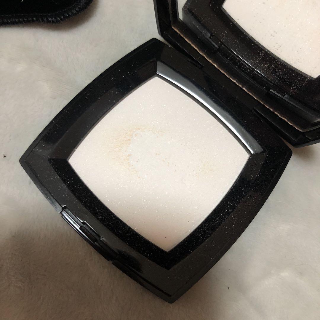 シャネル プードゥル ルミエール グラッセ 14g