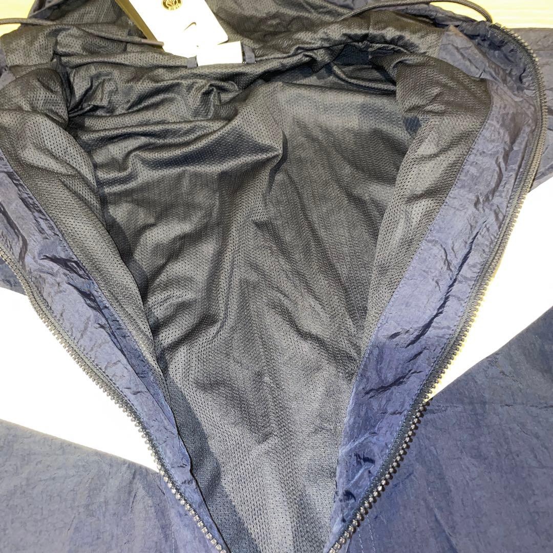 PSG（パリ・サンジェルマン） × Nike のウインドブレーカー　セット