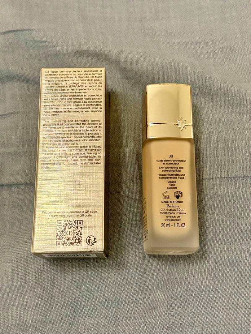 Dior プレステージ ホワイトルプロテクターUVルミエールBB 00