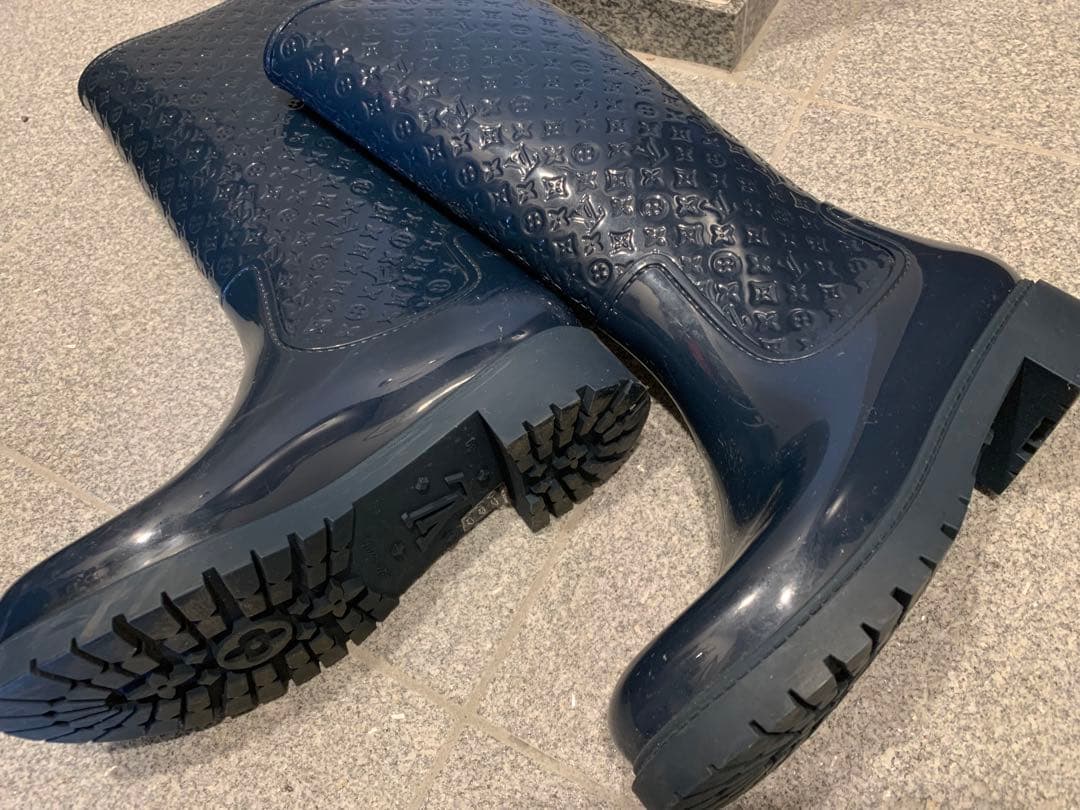 ルイヴィトン　女性用レインブーツ