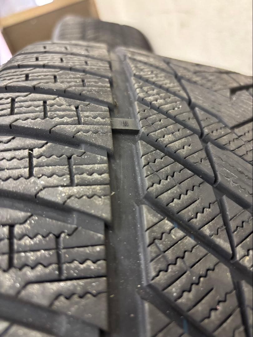 m*8様  x7 タイヤ・ホイールセット 2024年製 22インチ