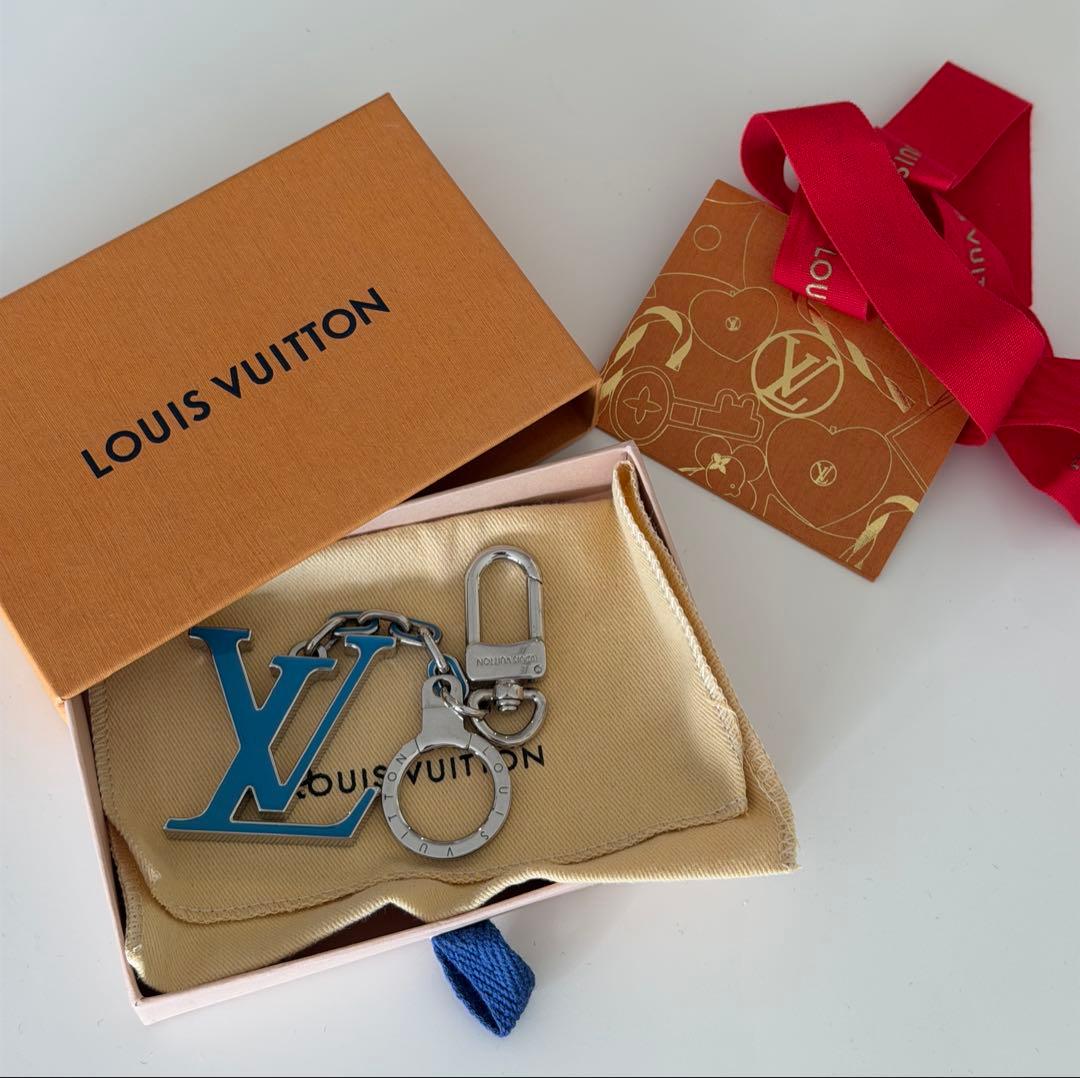 【美品】ルイ・ヴィトン キーホルダー シルバー×ブルー 正規品