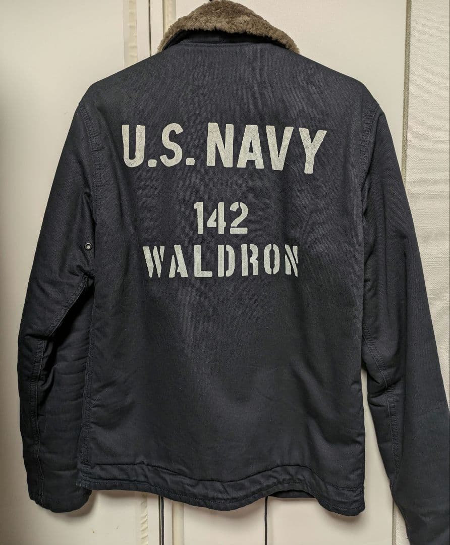 AVIREX N-1デッキジャケット