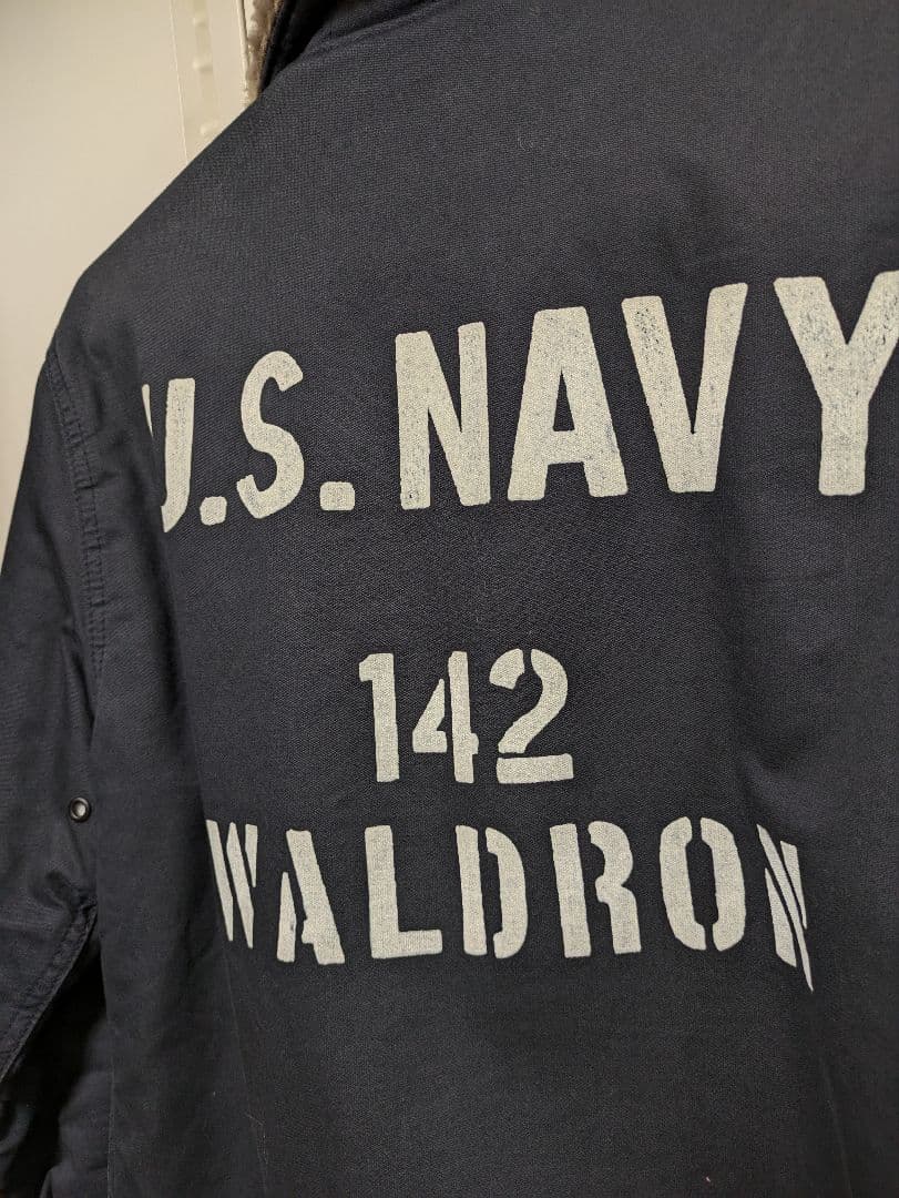 AVIREX N-1デッキジャケット