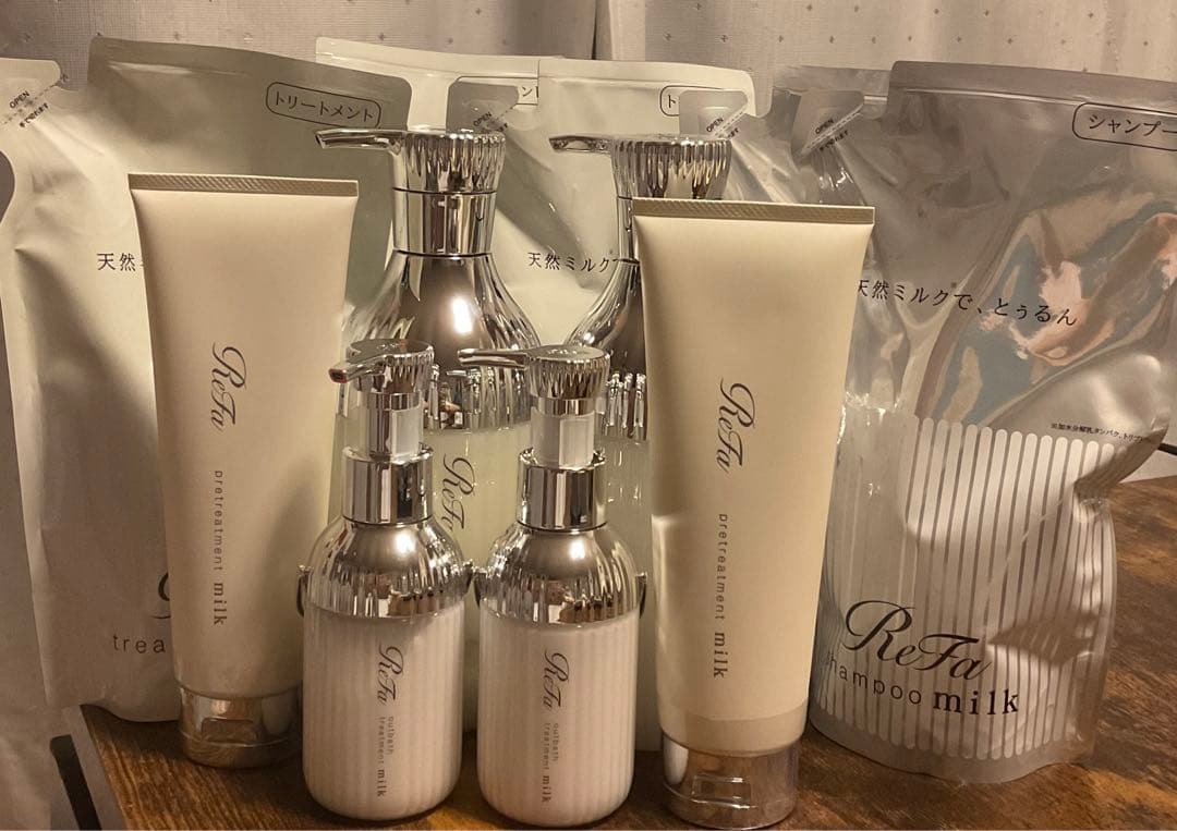 【土日発送】リファ　シャンプー　トリートメント　ヘアミルク　セット