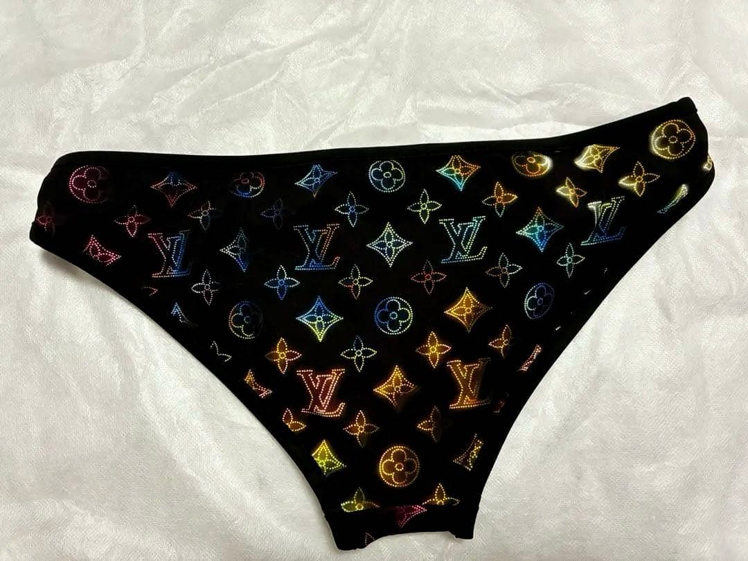 美品　LOUIS VUITTON ルイヴィトン ビキニ　スイムウエア