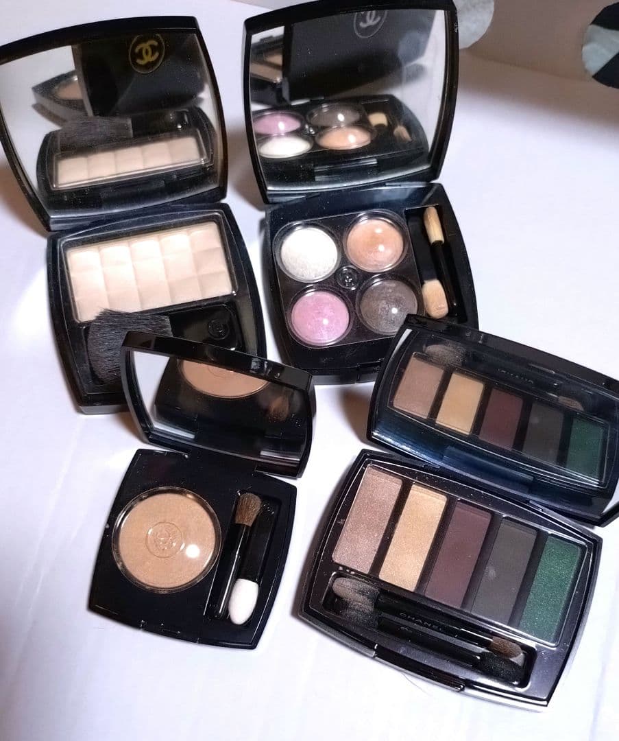 シャネル 【4点セット】 中古品 アイシャドウ フェイスパウダー