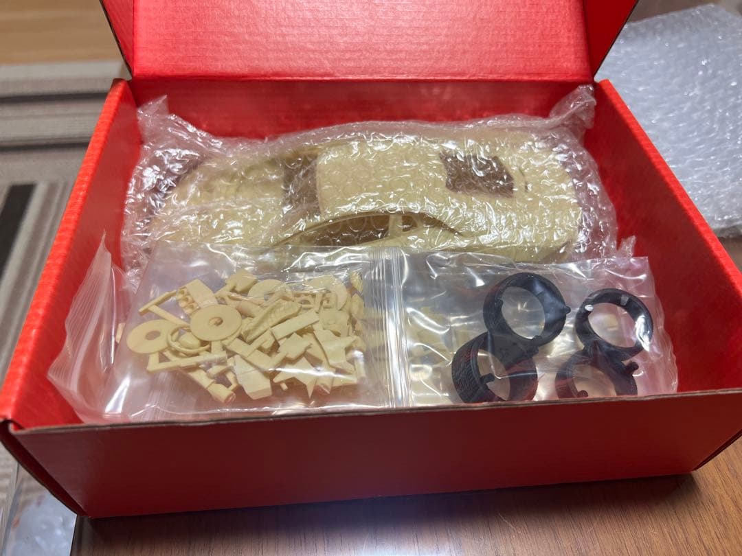 1/24 レジンキットLB ワークスアヴェンタドール 2.0 &ヴェネーノ