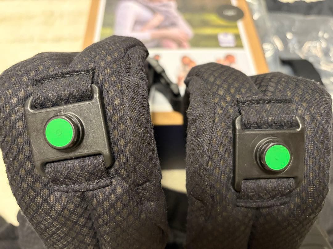 2025年購入ヌナ カドルクリック 抱っこ紐 BLACK ナイト