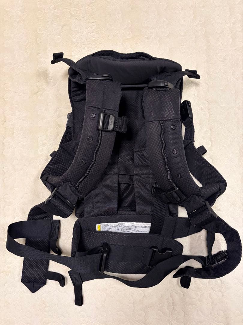 2025年購入ヌナ カドルクリック 抱っこ紐 BLACK ナイト