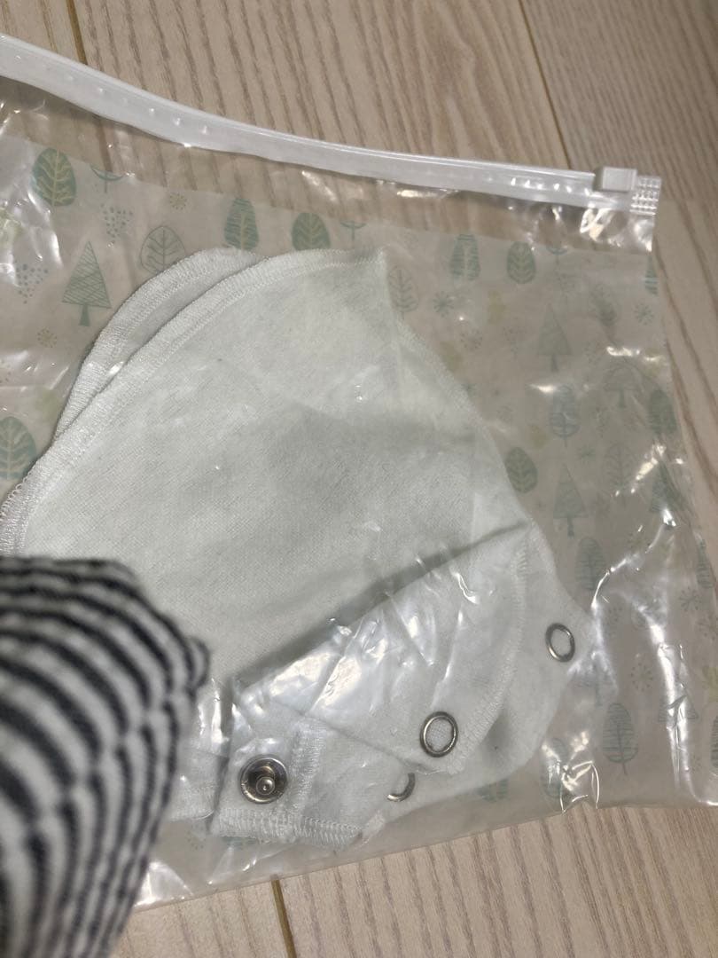 ウィーゴー ベビーキャリア ストライプ　双子用ツイン