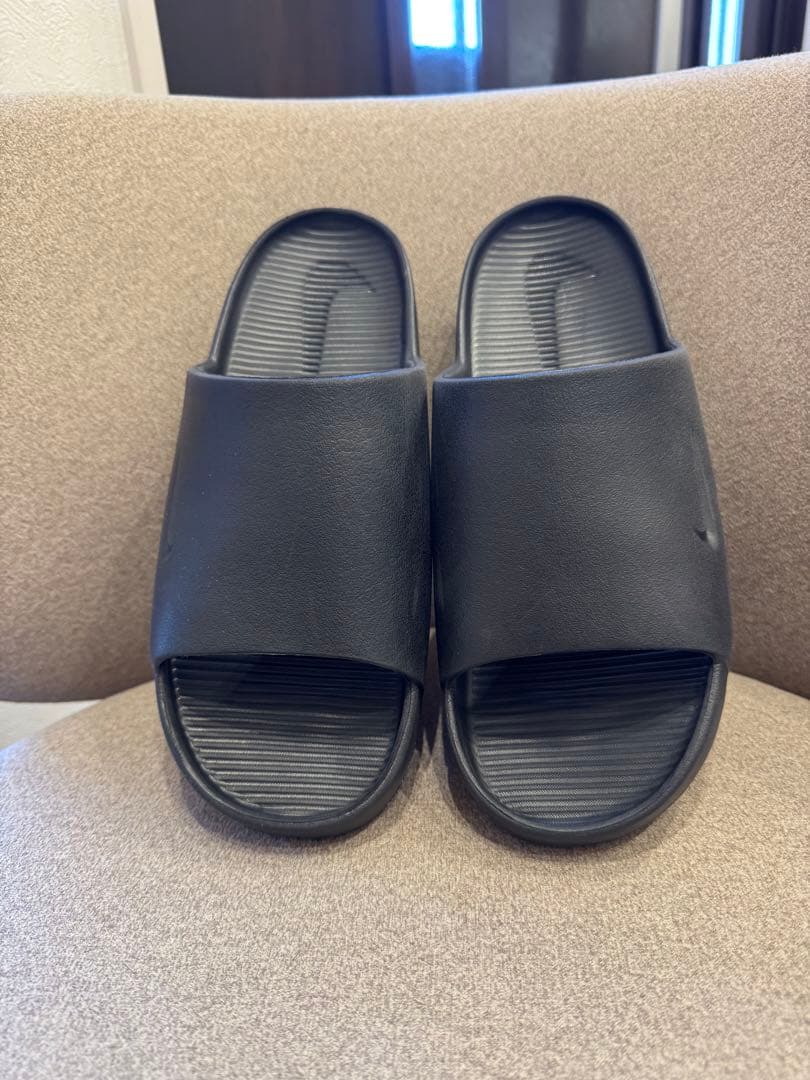未使用近いナイキ カーム スライド27cm Nike Calm Slides①