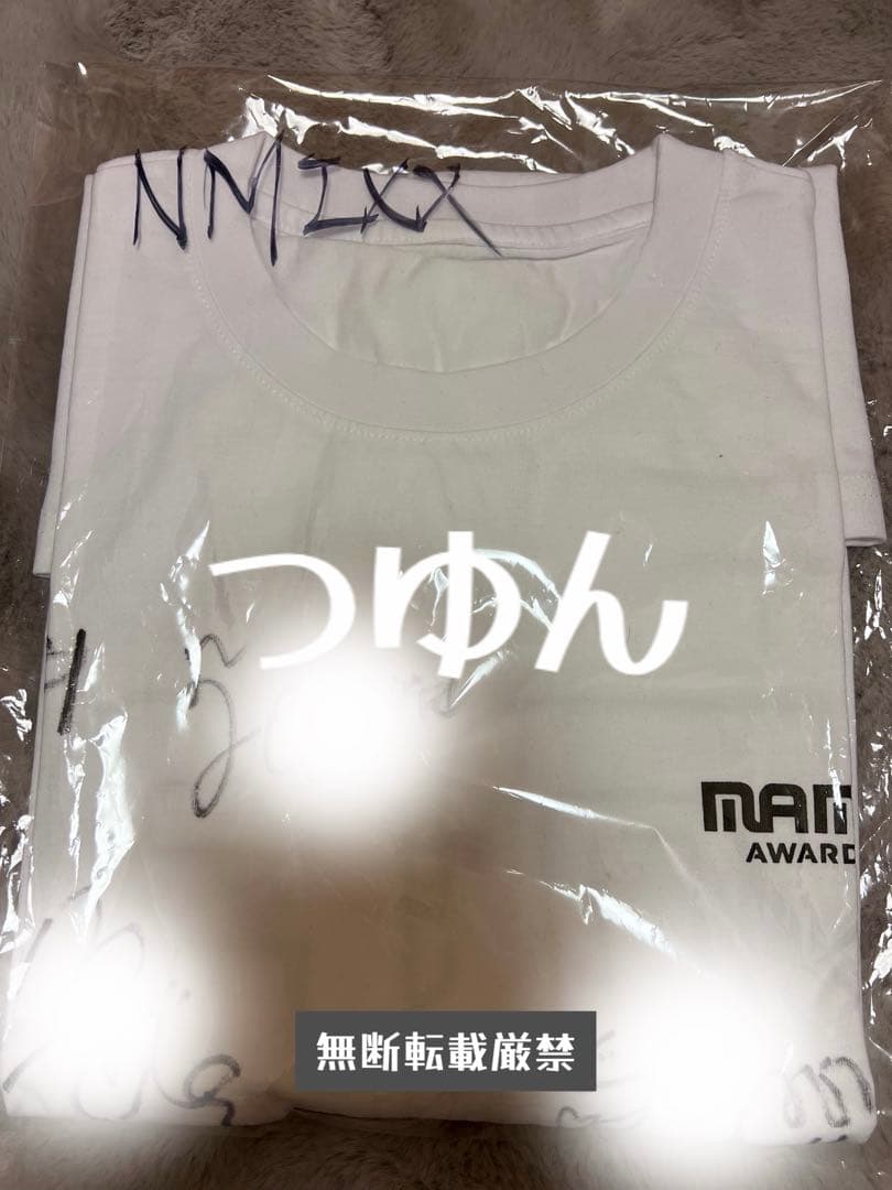 NMIXX　直筆サイン入り　Tシャツ