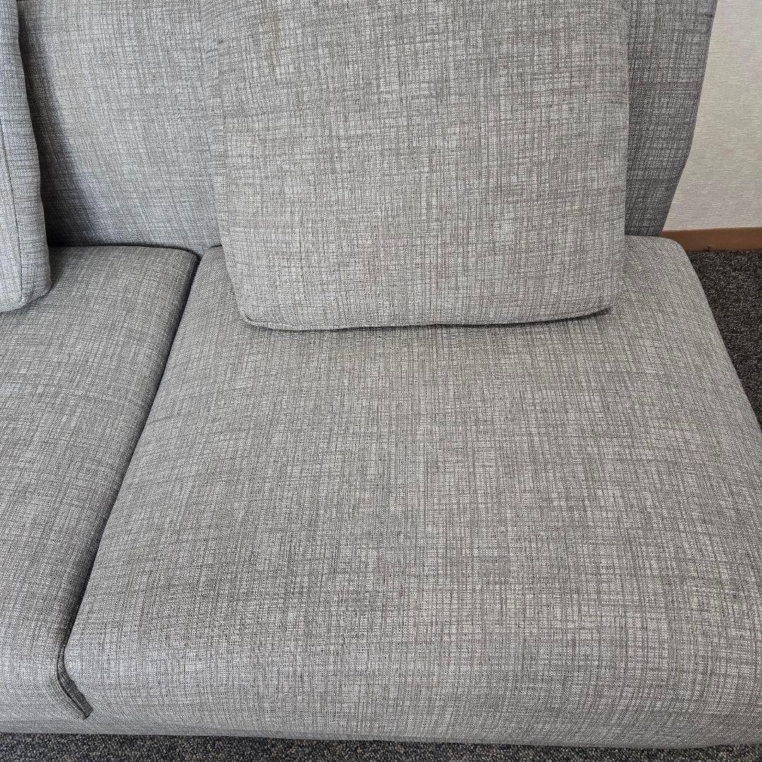 早い者勝ち　NOYES Decibel ソファ　2人がけ ひじ掛けつき