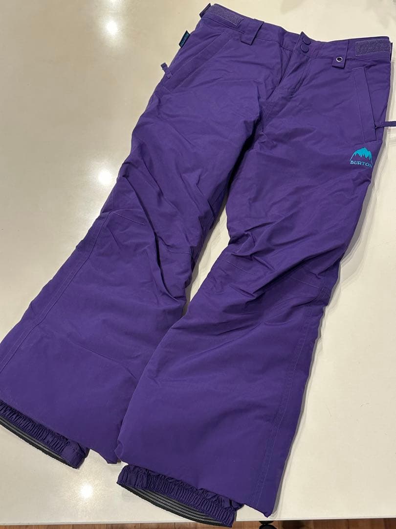 バートン　キッズ　ウエア上下セット140 、グローブＭ、ニット帽