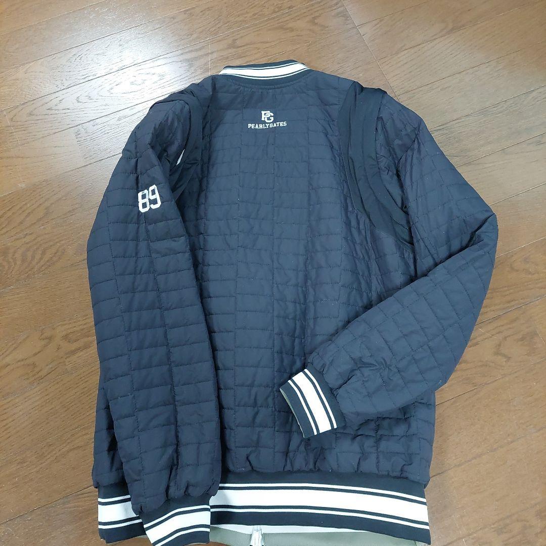 ま*ん様 PEARLY GATES 新品リバ－シブルです。ゴルフジャケット ホワ