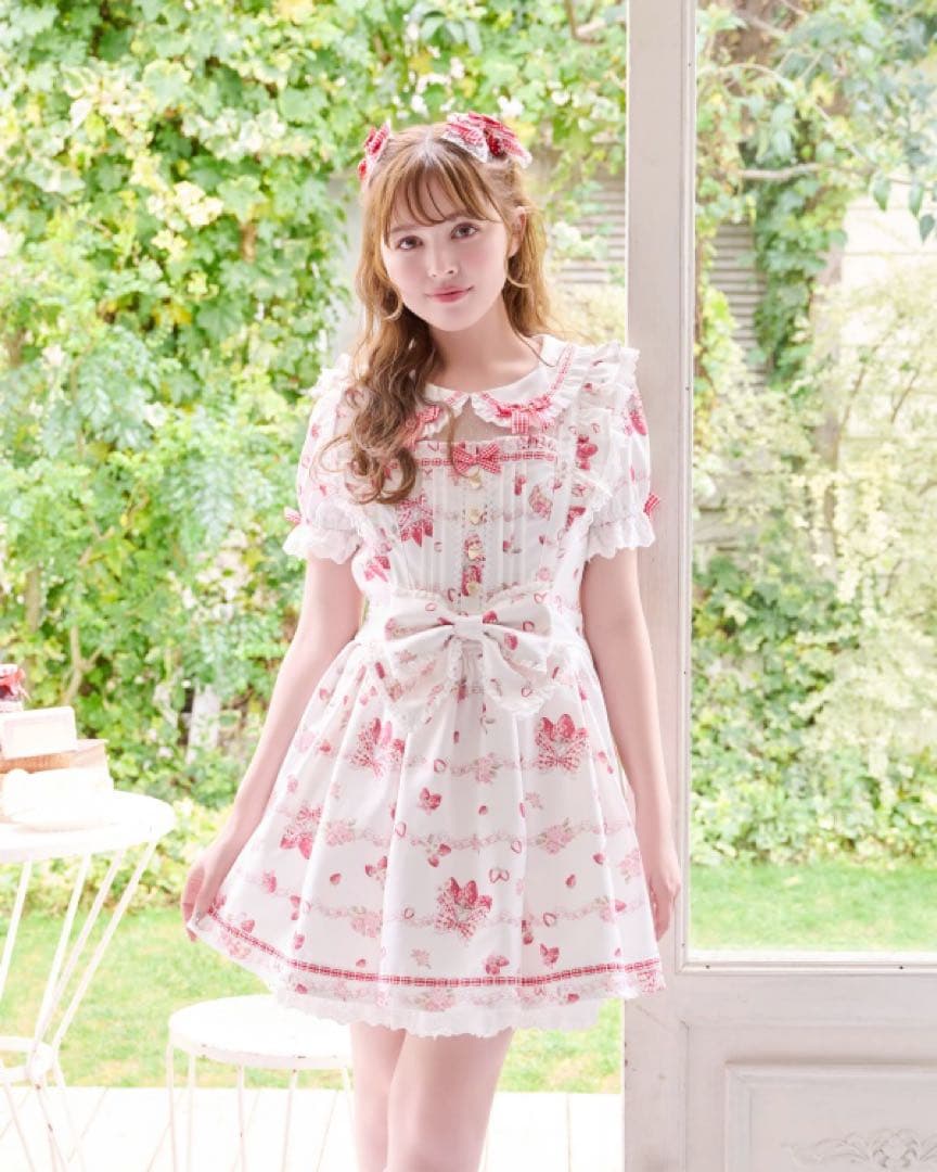 LIZLISA Creamy Berry柄ワンピース 半袖