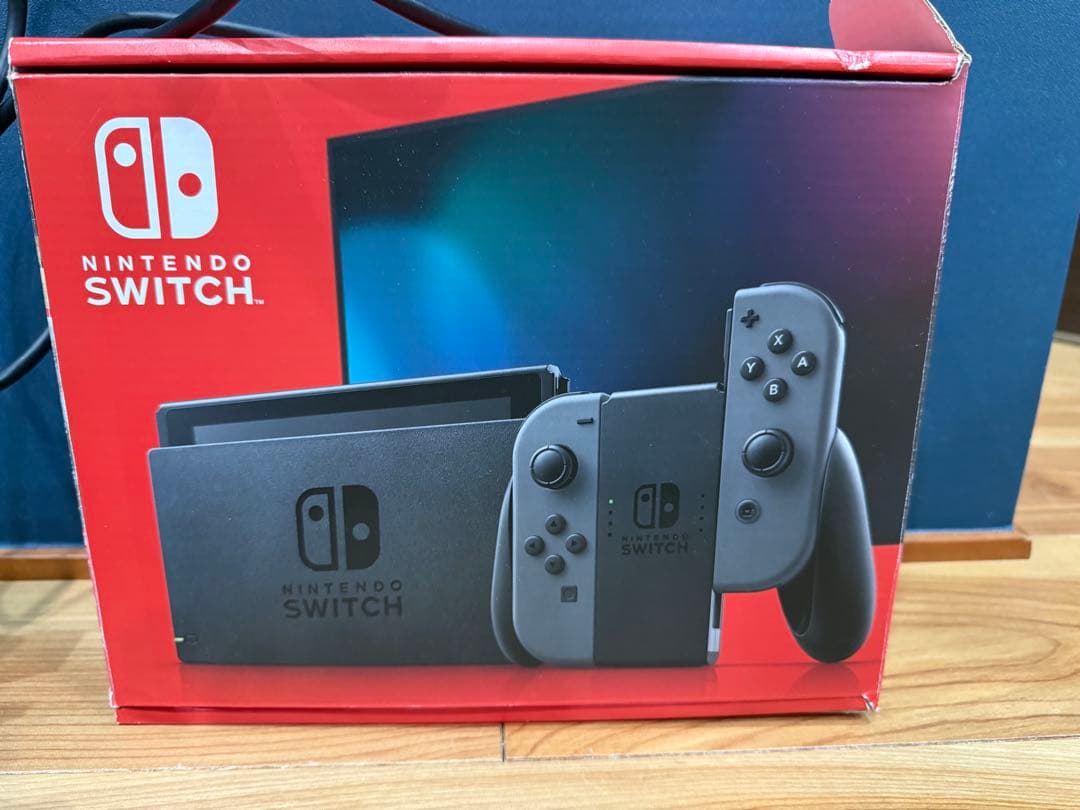 nintendo switch 本体　2024年製　ジョイコン＋3個付き