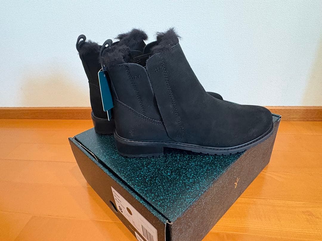 EMU Australia Pioneer ブラック 8