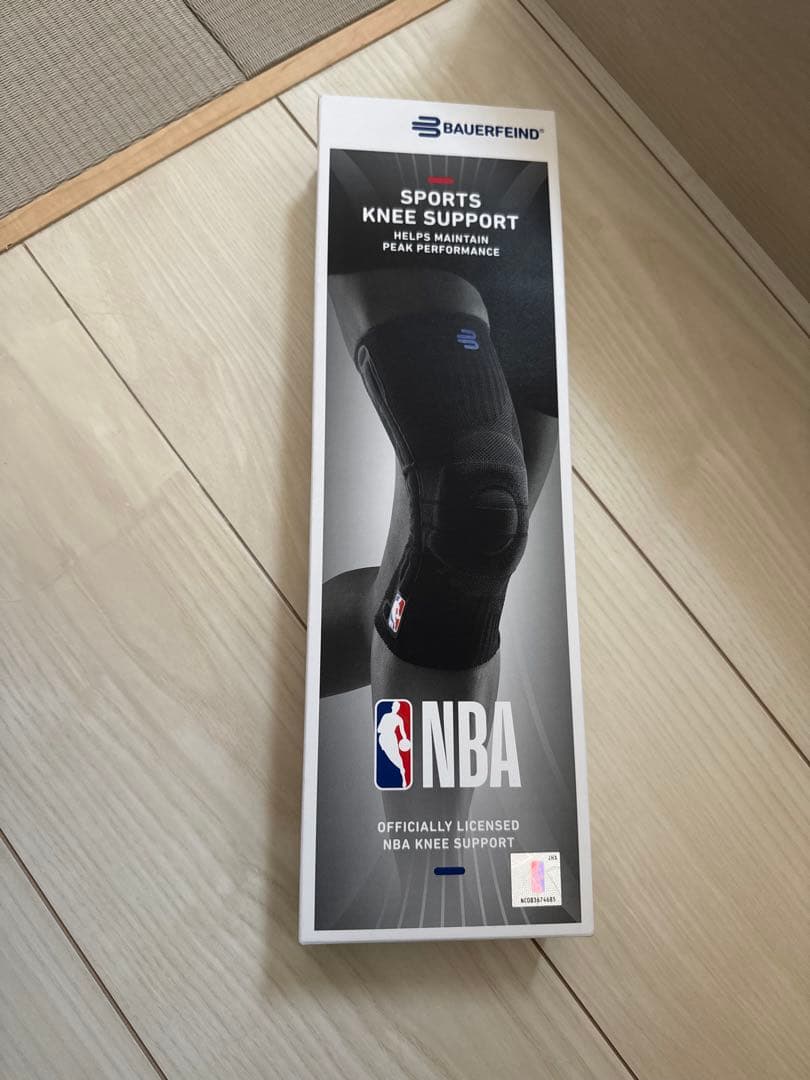 BAUERFEIND NBA スポーツ用膝サポート