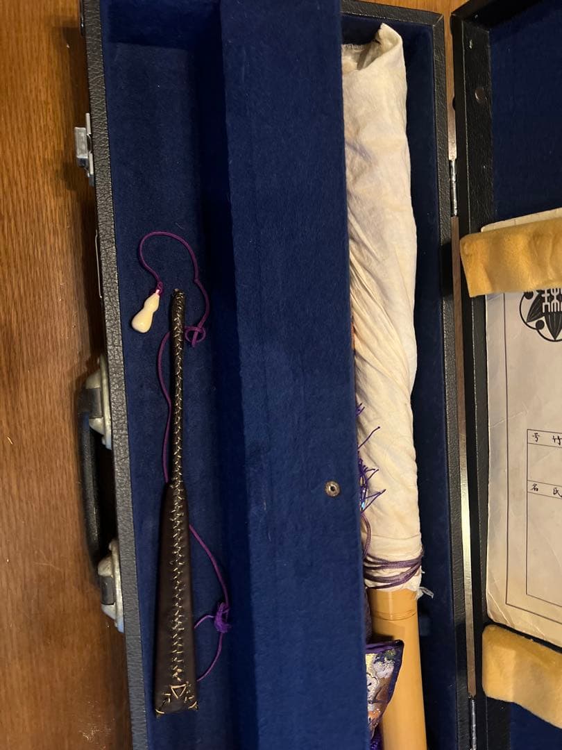 尺八本体とケース、教本付き