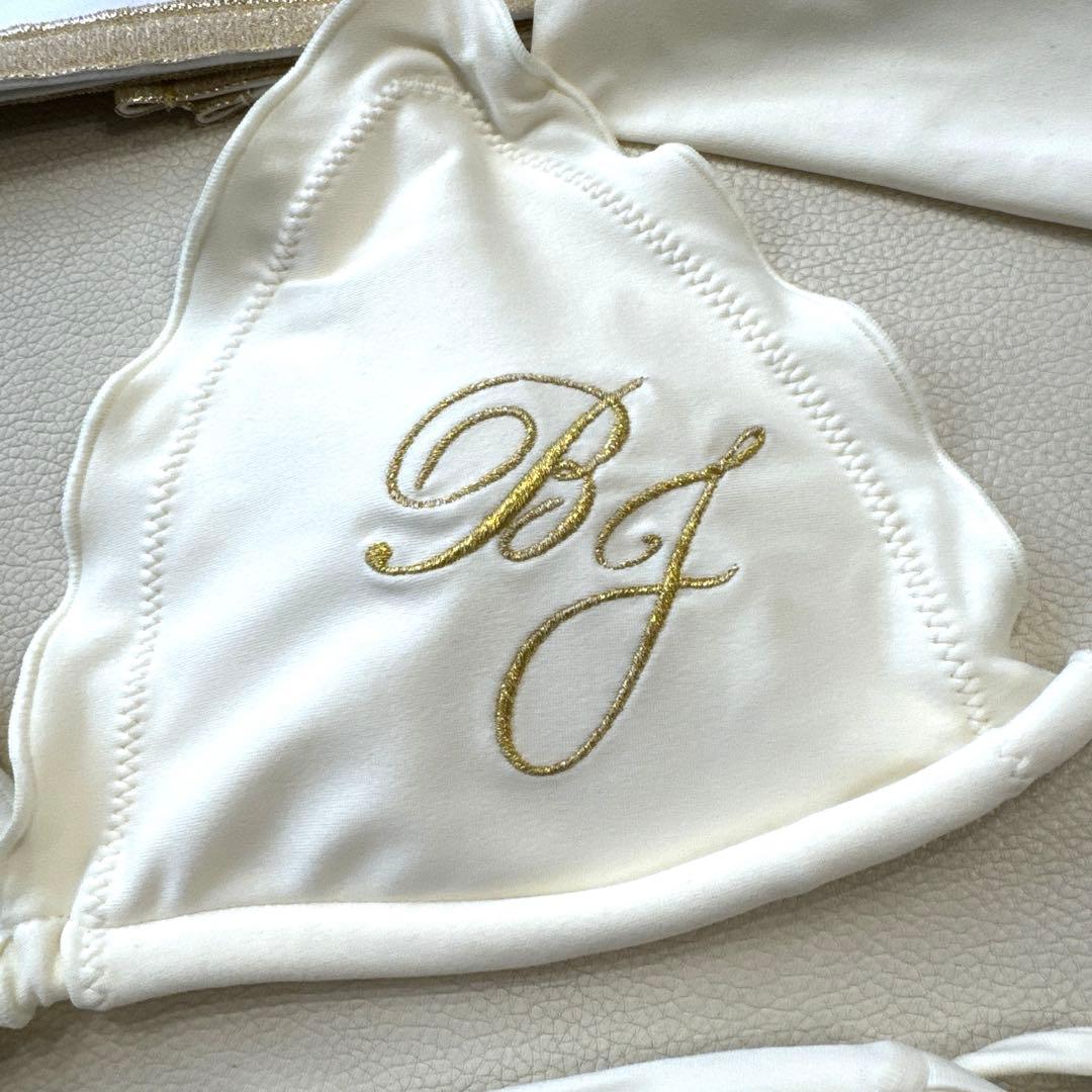 ベストボディジャパン　bestbodyjapan ビキニ　白　公式ビキニ