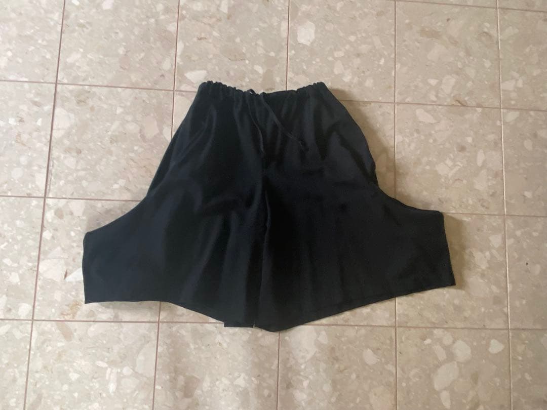 コムコム　変形ハーフパンツ