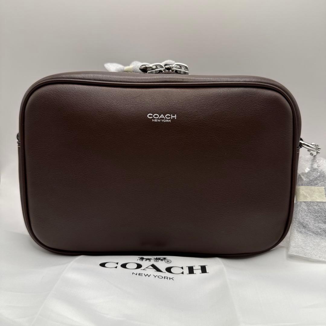 新品未使用品✨ coachレディオ カメラ バッグ