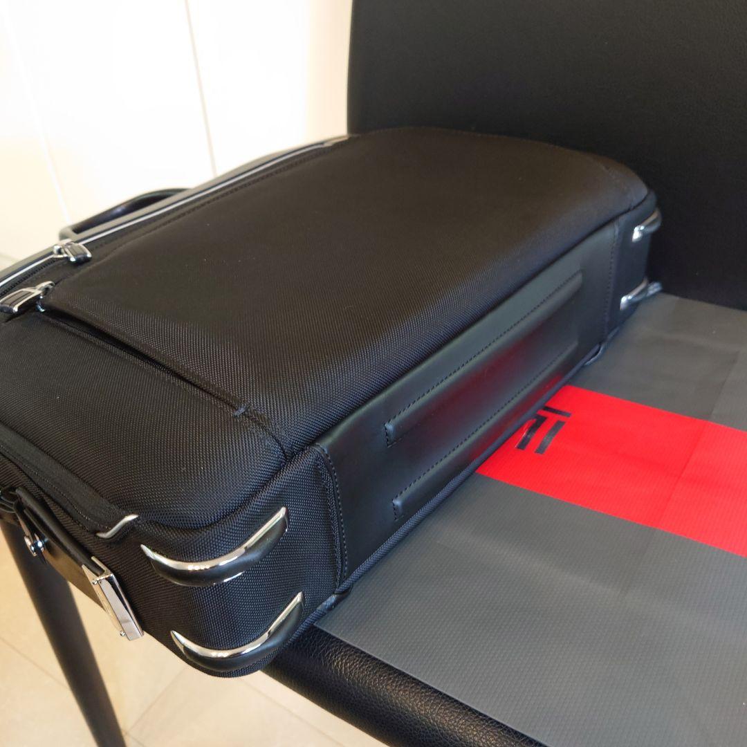 【ほぼ未使用】TUMI 255002D2 ARRIVE ソーヤ・ブリーフケース